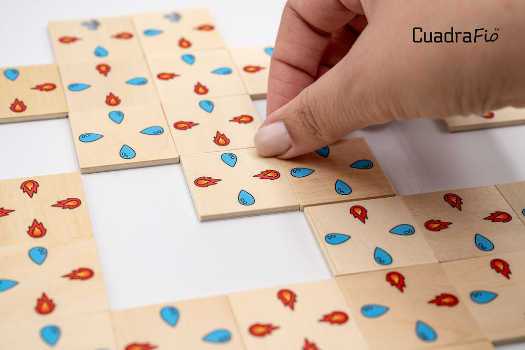 CuadraFio: Master the Elements in a Strategic Puzzle Battle