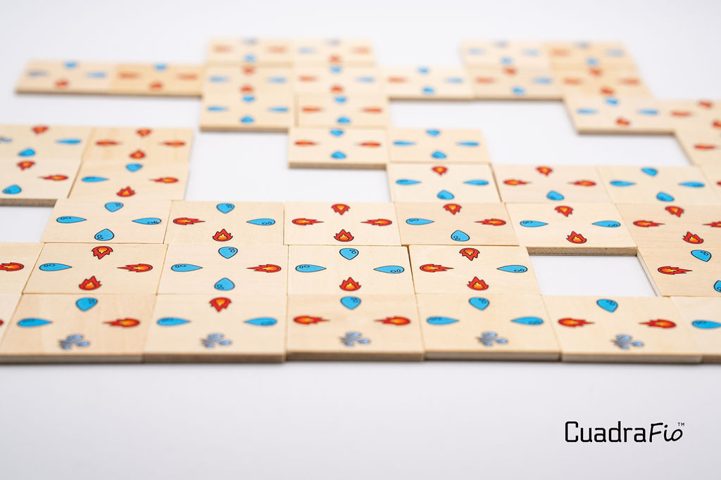 CuadraFio: Master the Elements in a Strategic Puzzle Battle